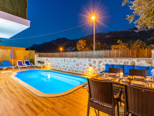  gece  -  Kasım
  | Kalkan Ulugöl'de Isıtmalı Kapalı Havuzlu Romantik Villa Tatili